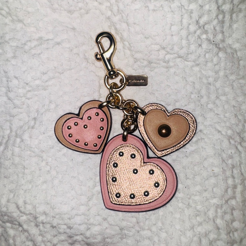 Coach Studded Signature Heart Keychain Bag Charm F40696 NEW Pink Tan Gold